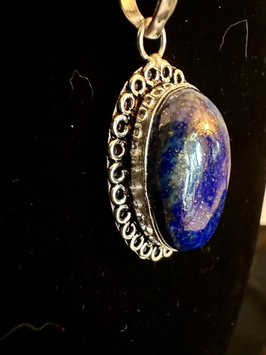 Lapis Lazuli Silver Plated Oval Pendant Choker Necklace - Picture 4 of 9